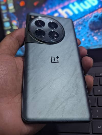 OnePlus 12  Flagship and Gaming 120FPS 