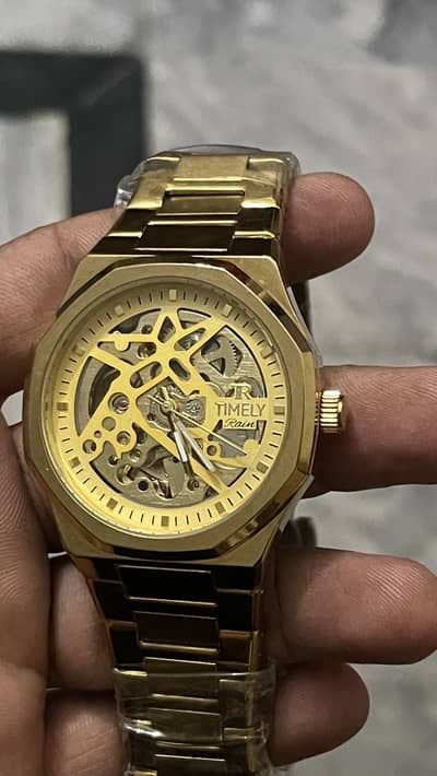 Timely brand watch golden