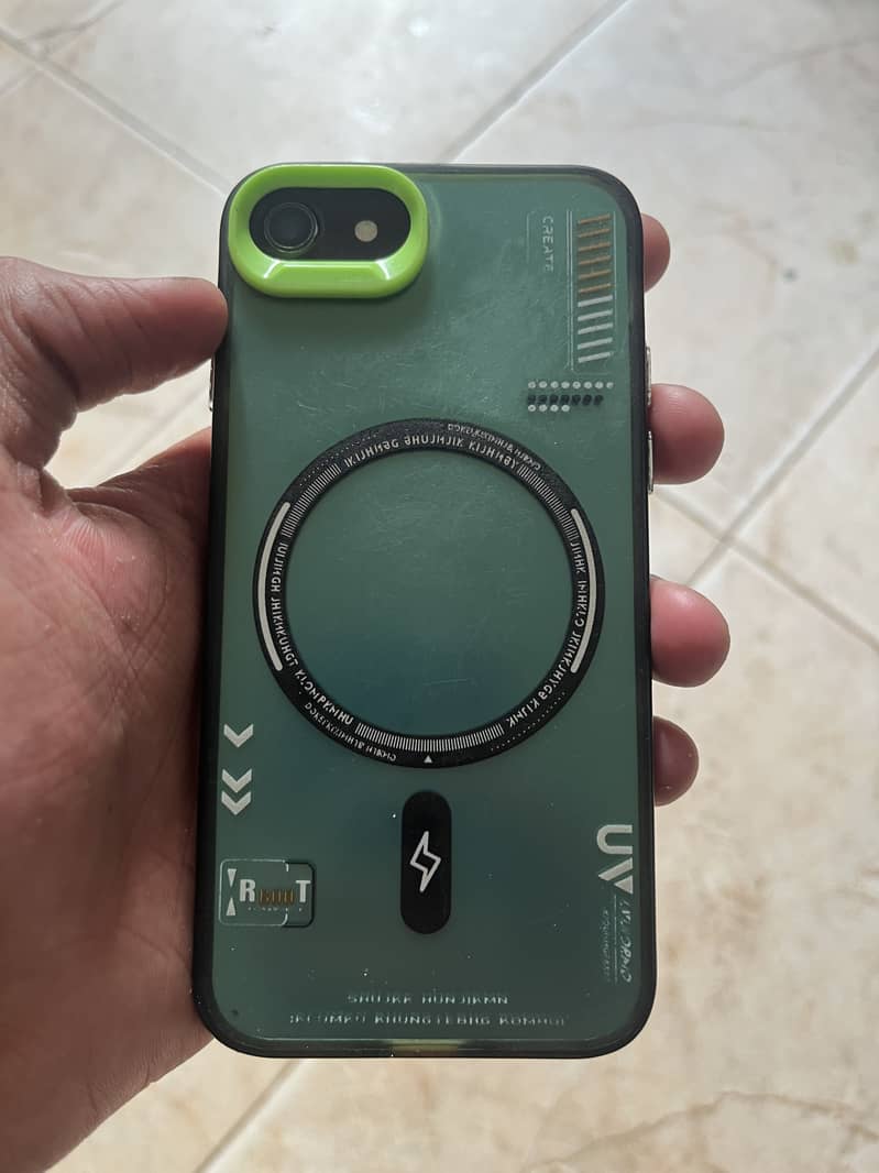 Apple iPhone 7 1