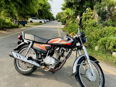 HONDA CG 125 2022 MODEL IN EXCELLENT CONDITION