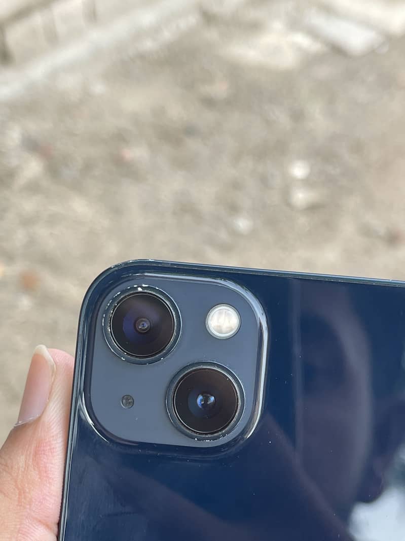 Apple iPhone 13 7