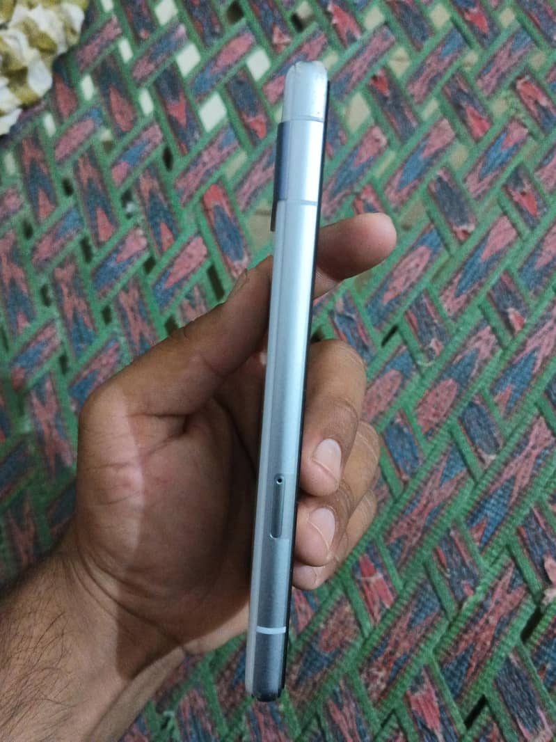 Google Pixel 7a 3