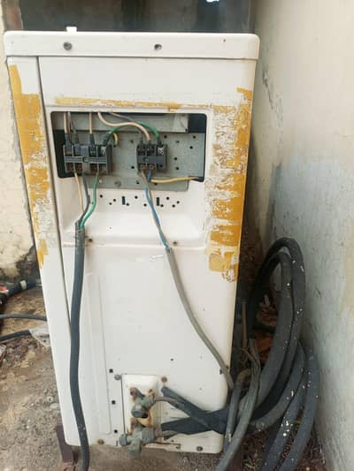 sirf miner isu hy argent sale krna hy