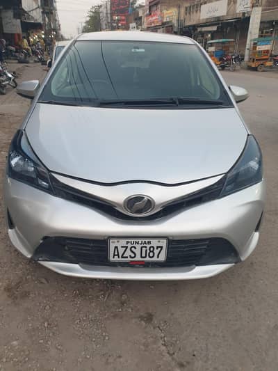 Toyota Vitz 2014