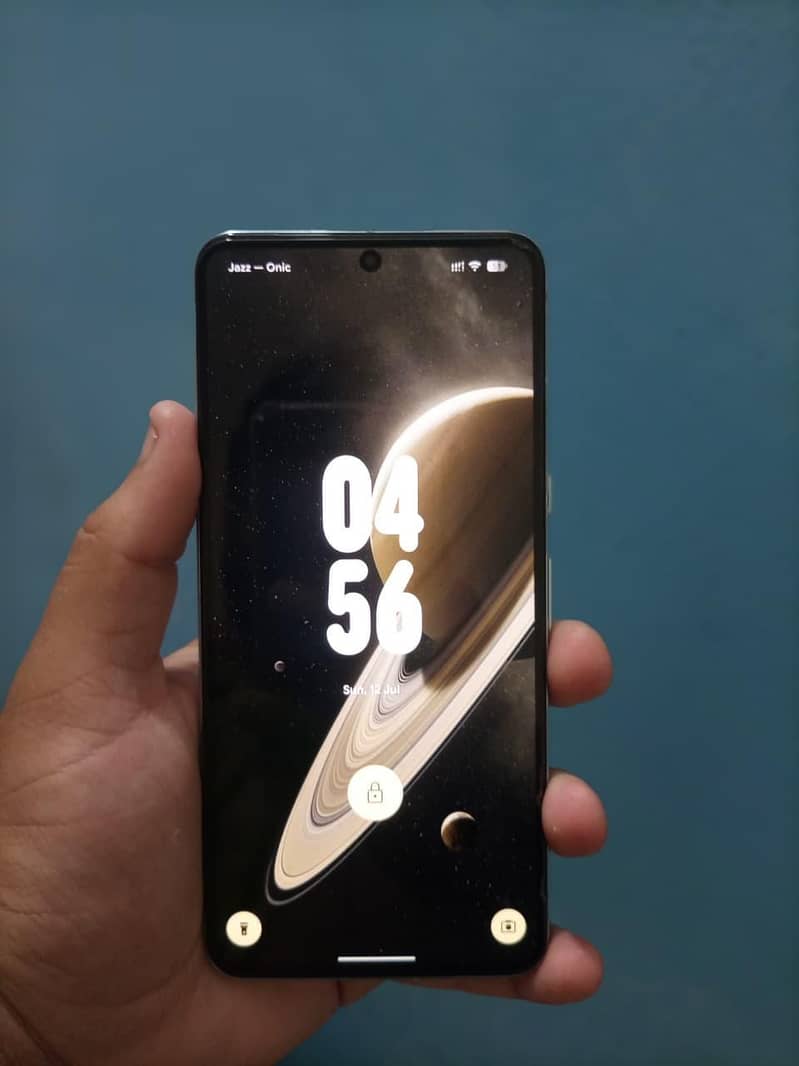 Google Pixel 8 Pro 2