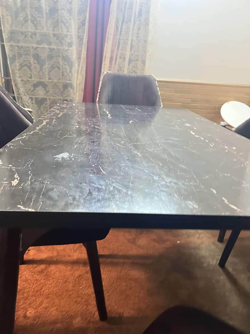 Dining table 4
