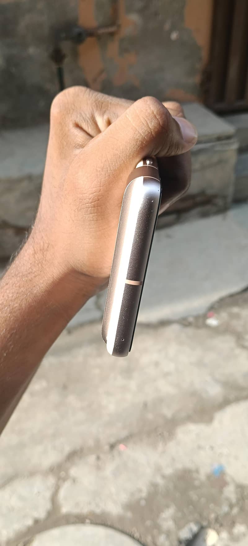 Google Pixel 8 4