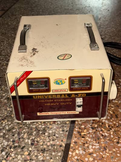 Universal A-70 ہیوی ڈیوٹی وولٹیج اسٹیبلائزر (Original) 
