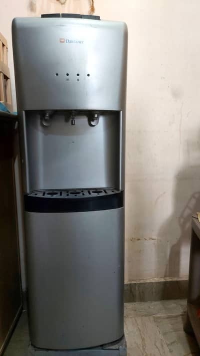 dawlance water dispenser