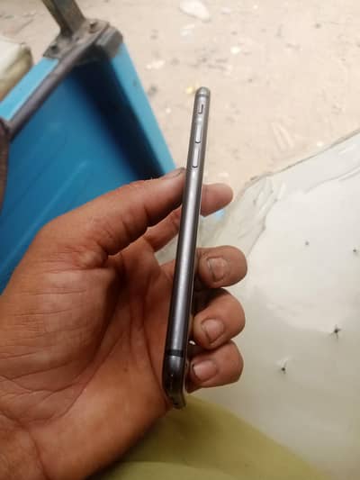 Apple iPhone 8