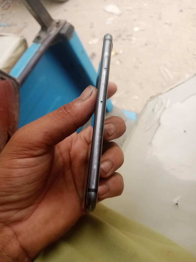 Apple iPhone 8 2