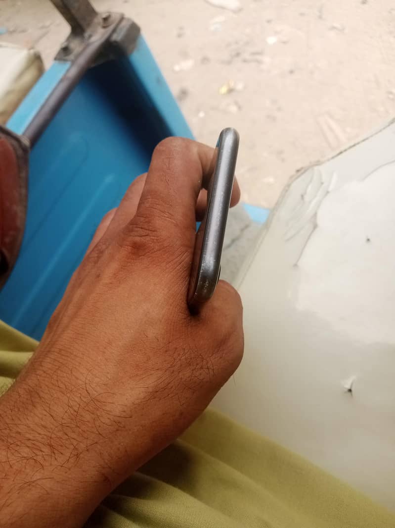 Apple iPhone 8 8