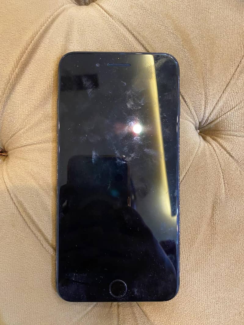 Apple iPhone 7 Plus 4