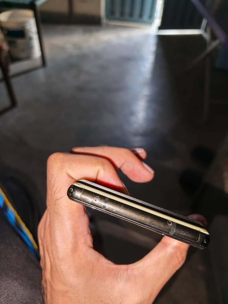 Google Pixel 6 4