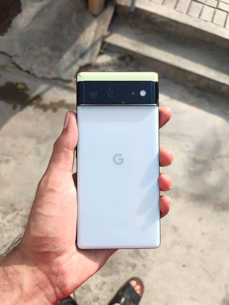 Google Pixel 6 10