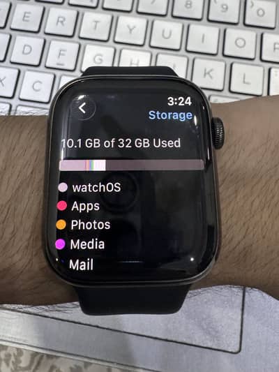 Apple Watch Series 8 45mm GPS + Cellular | 84% Battery Health |