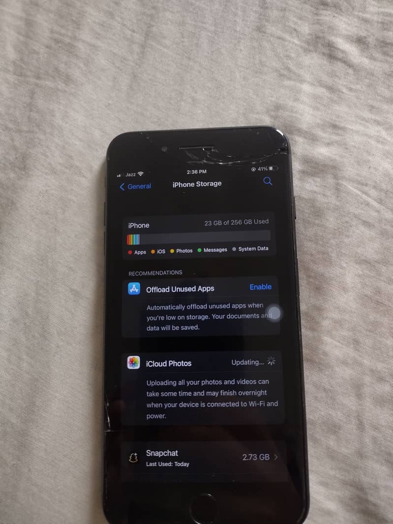 Apple iPhone 8 Plus 3