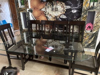 Dinning Table 6 Seater Good Quality