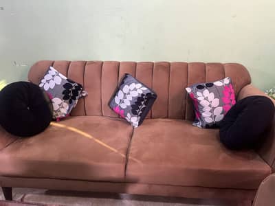 7 seater sofa set with tabel
