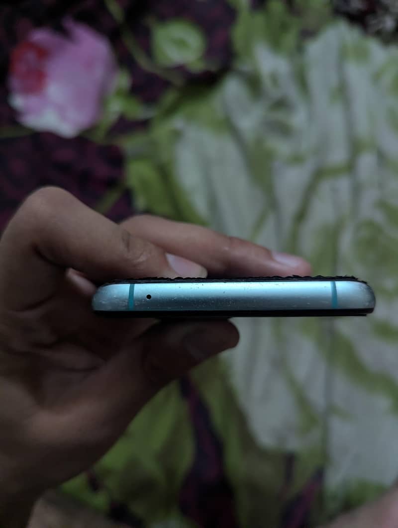 One Plus 8T 5