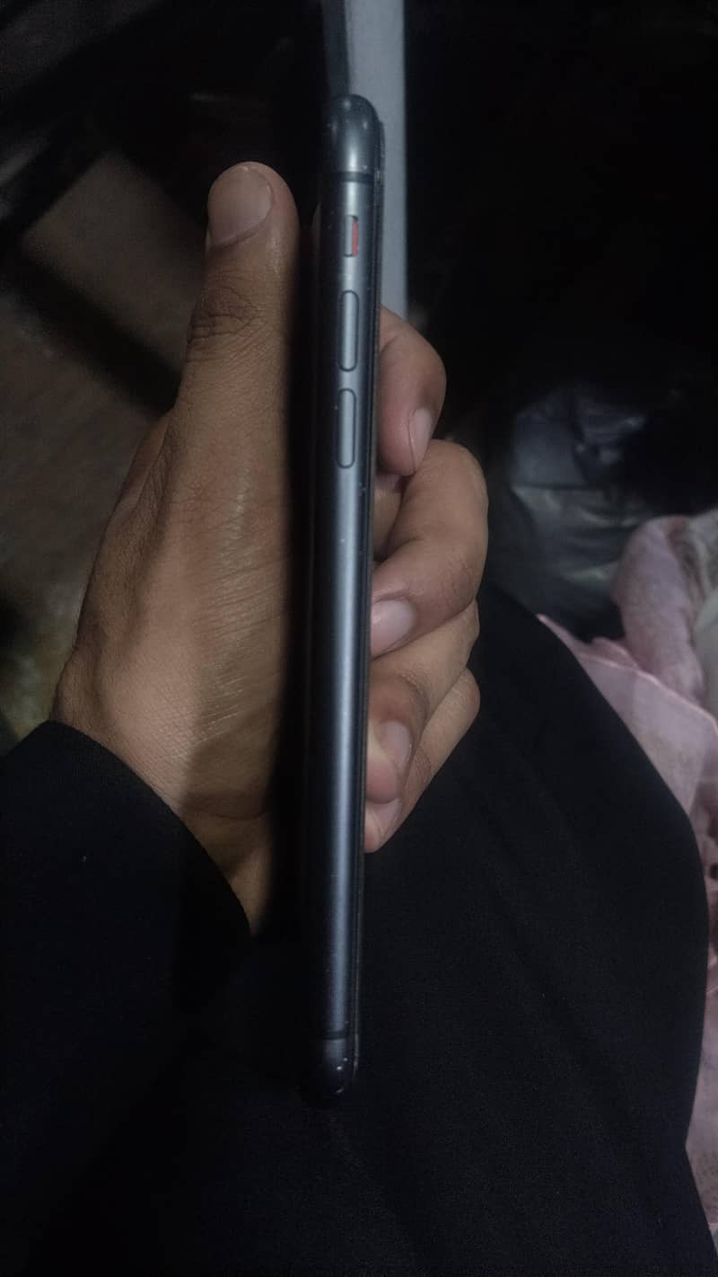 Apple iPhone 11 1