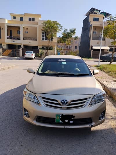 Toyota Corolla Altis 2013