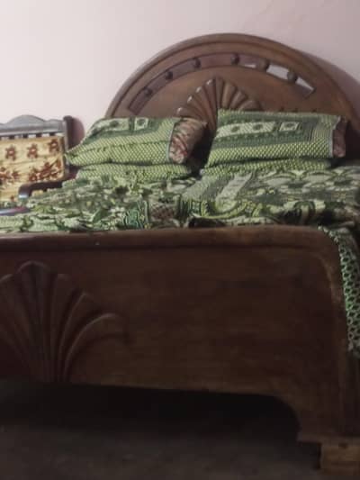 Solid Wooden Single Bed for Sale – Excellent Condition – Rs. 15,000