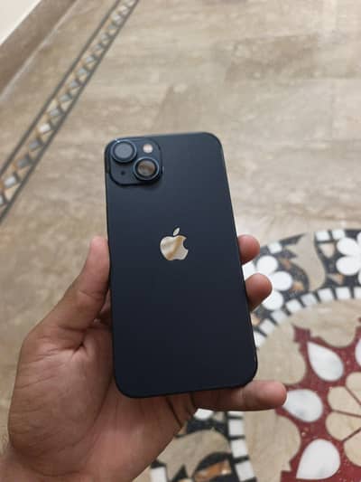 Apple iPhone 13