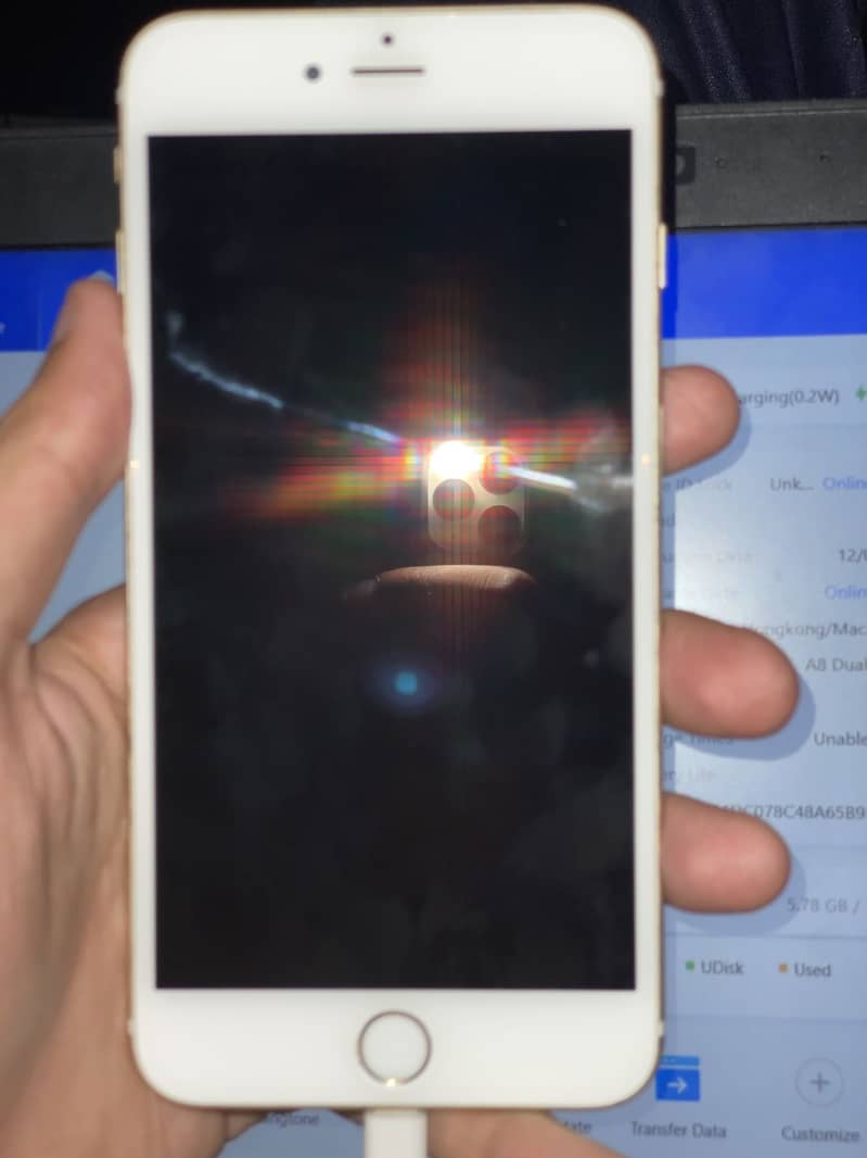 Apple iPhone 6 Plus 1