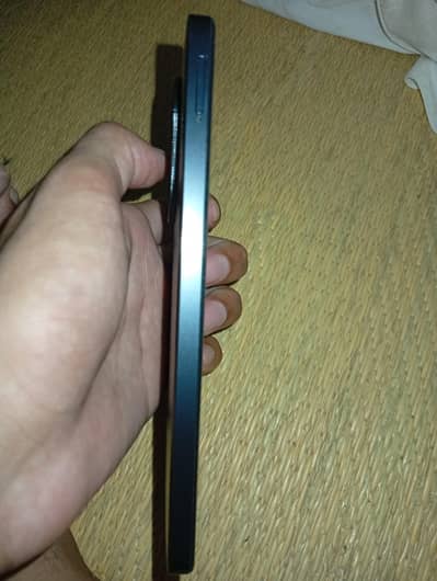 TCL 50 XL