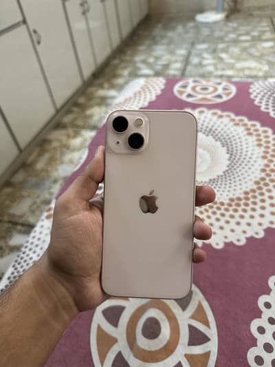 Apple iPhone 13
