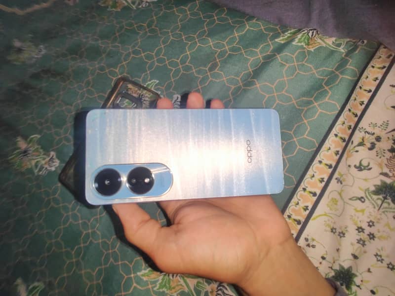 OPPO A60 4