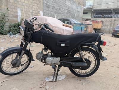unique 70cc 2016 karachi registered