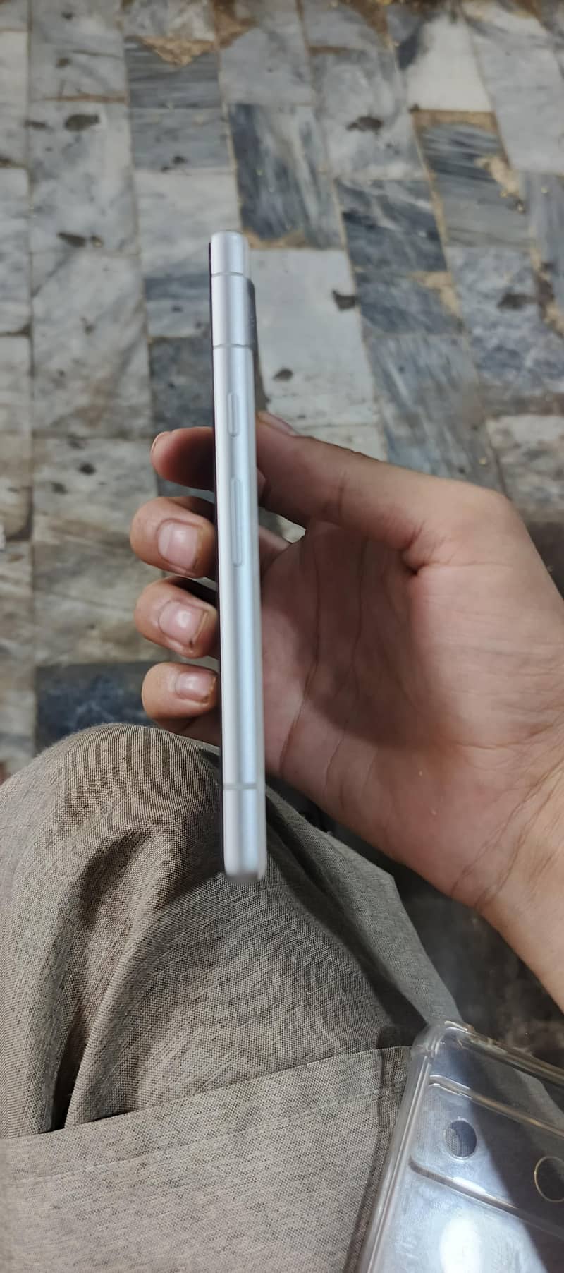 Google Pixel 7a 2