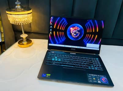 MSI A13V 13th Gen C-i7 RTX 4050 Best Gaming Laptop Mint Conditon. .