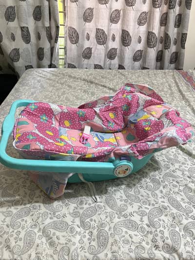 baby cot