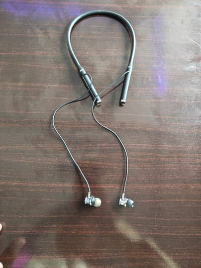 Space Neckband