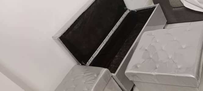 4 seater couch