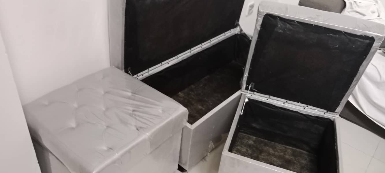 4 seater couch 1