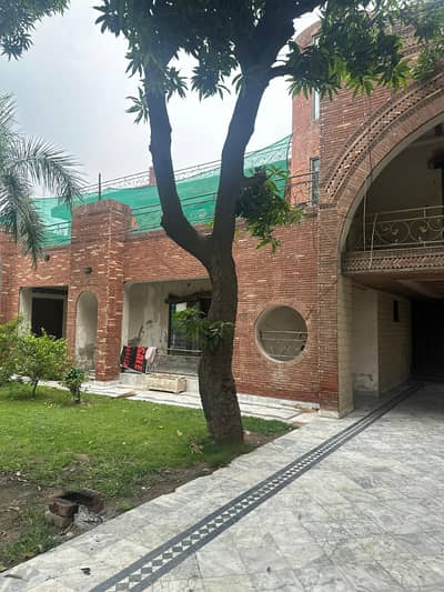 2 Kanal Semi Commercial Building Double Unit For Sale 4 Special School, Academy, Multinational Company Township Lahore