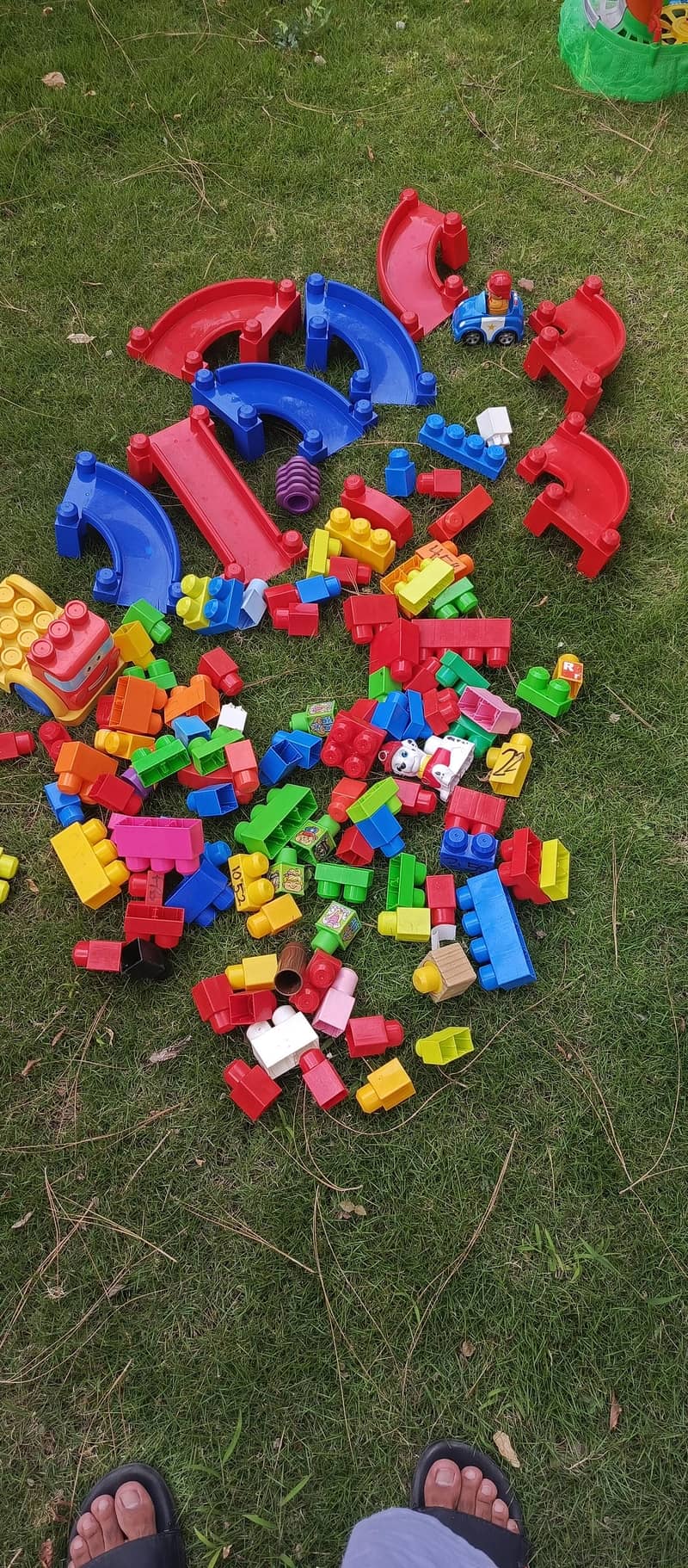 mega blocks 16