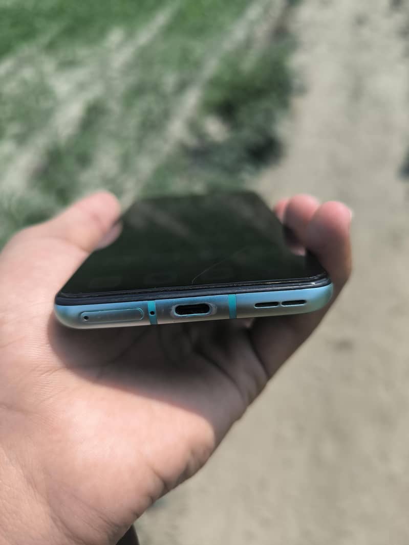 one plus 8T 1