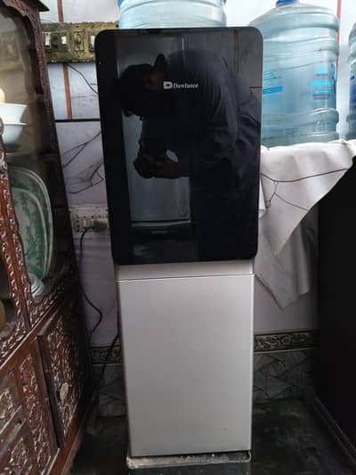 Dawlance water dispenser