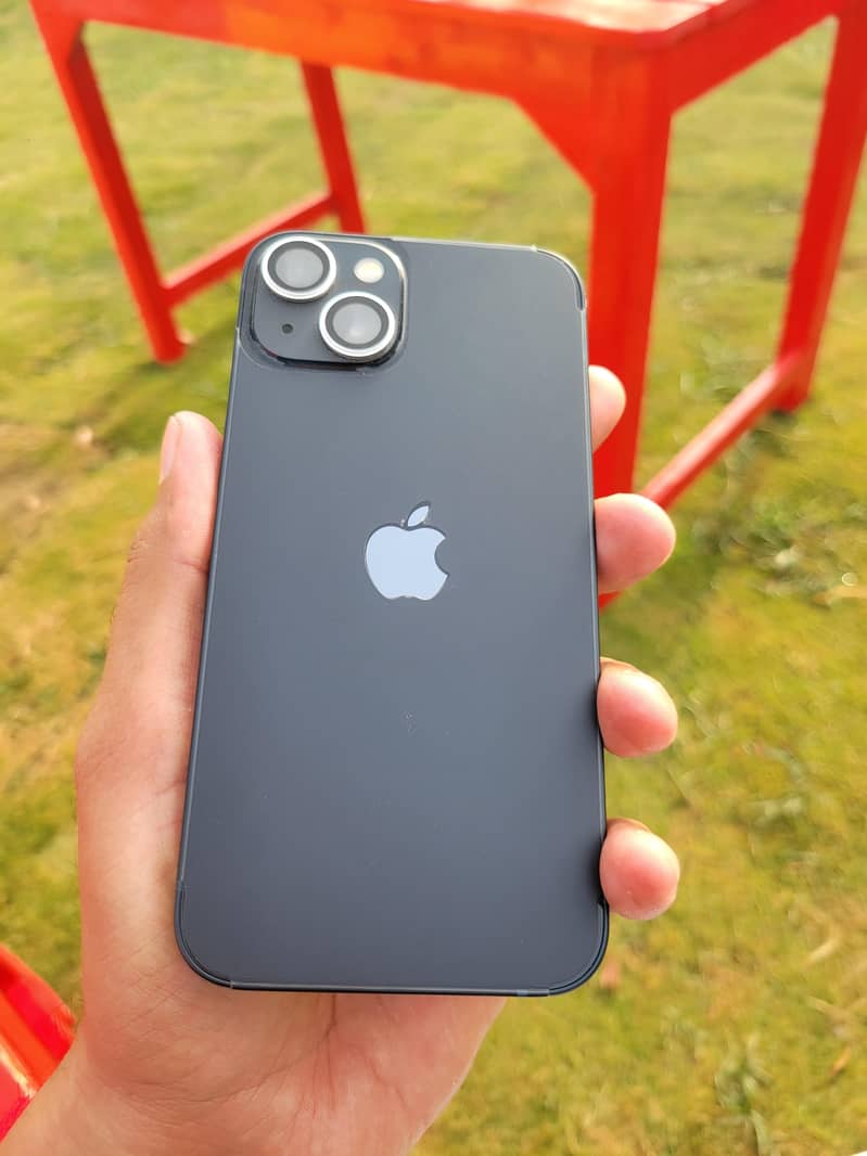 iPhone 13 1