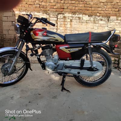 Honda Cg125 special edition in double Saman 10 by 10 condition