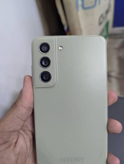 Samsung Mobile S21 FE