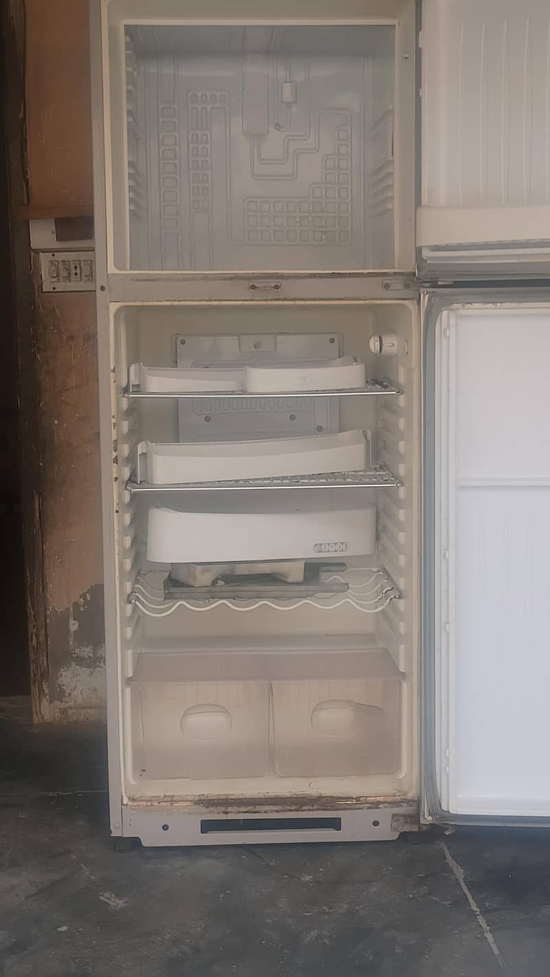 refrigerator 1