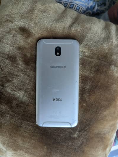 Samsung Mobile J7