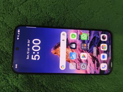 Oppo Reno 13 5g 12/256 ( 7 month warranty)