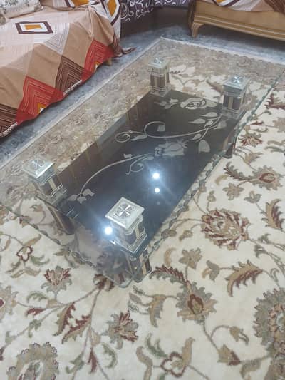 center glass table